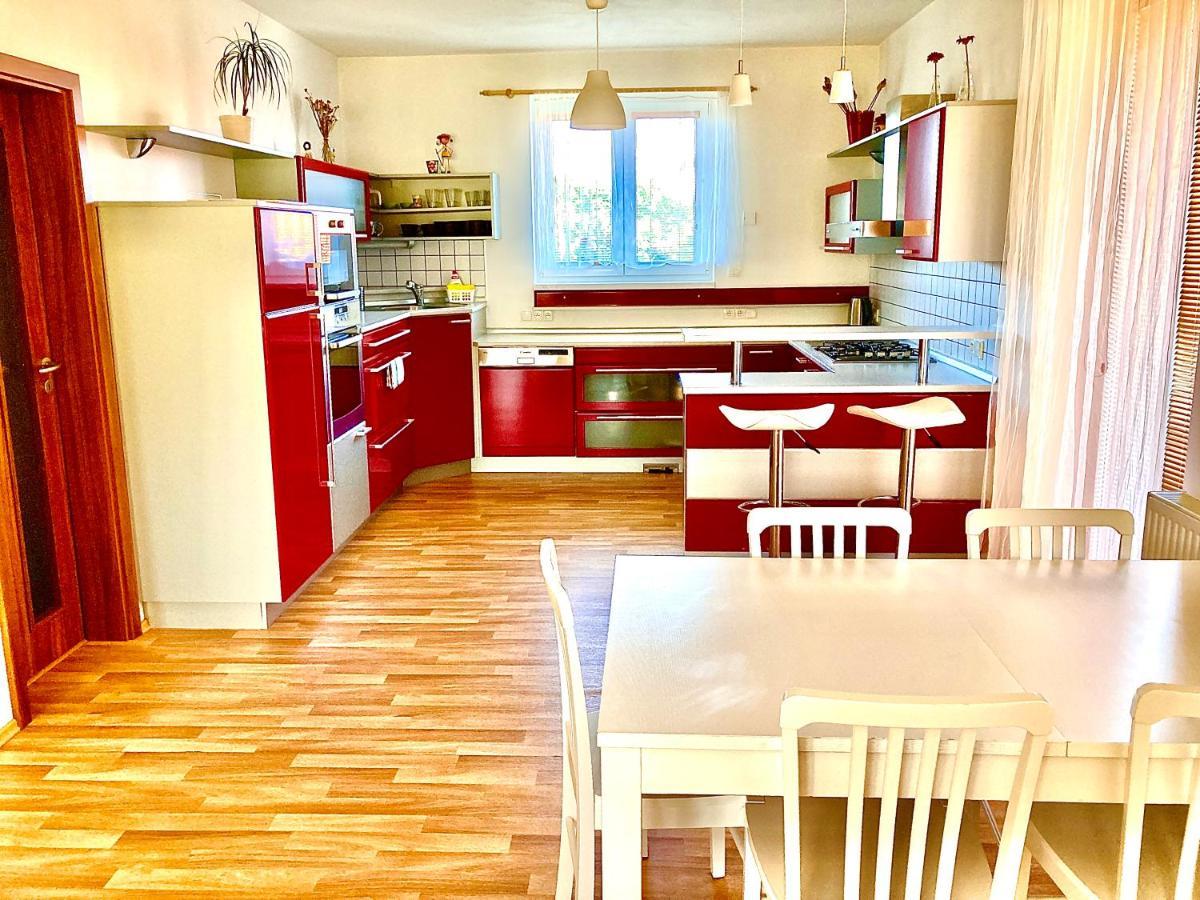 Apartmany Vojta Телч Экстерьер фото